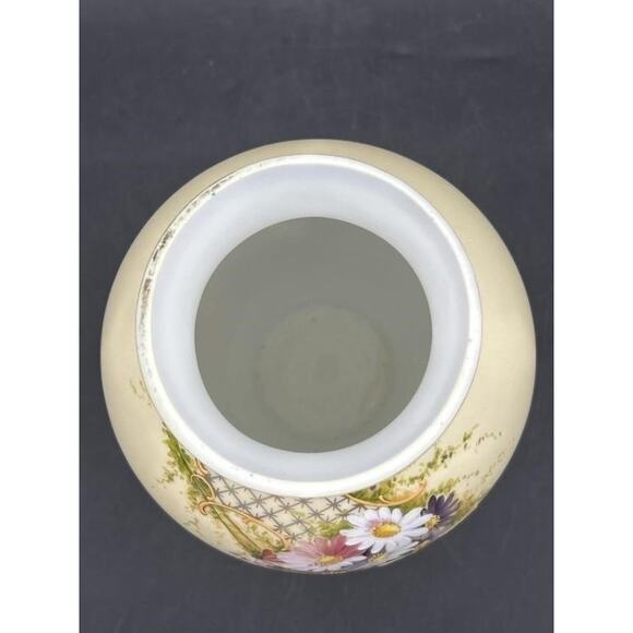 Works Superior Austria Porcelain Vase – Hand-Painted Florals & Gold Trim, 11.5″ - Picture 8 of 11